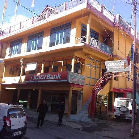 Vamoose Buddha Hotel Tawang Exteriör bild